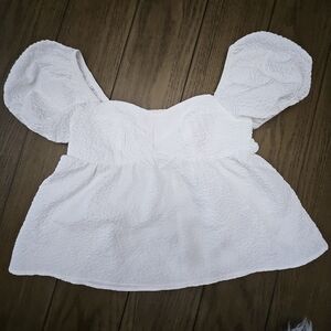 SHEIN White Textured Puff Sleeve Blouse